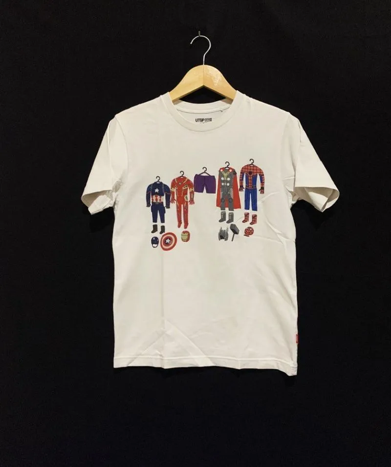 Uniqlo Indie Futurist T-shirt Pria white photo 1