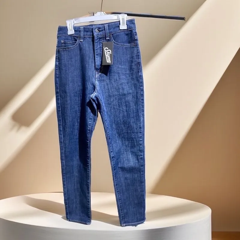 Uniqlo Casual Skinny jeans Wanita navy photo 1