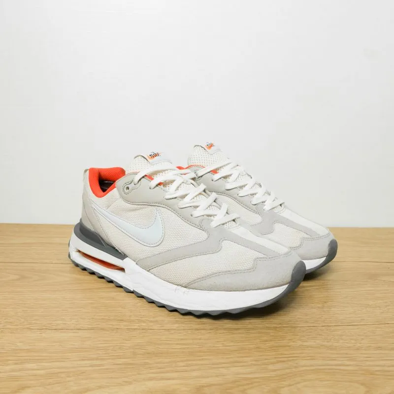 Nike Streetwear Sportswear Sneakers Pria orange gray photo 1