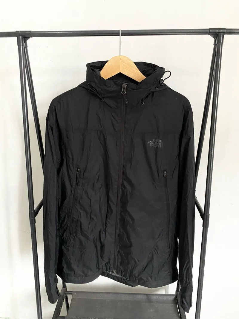The North Face Gorpcore Windbreaker Pria black photo 1