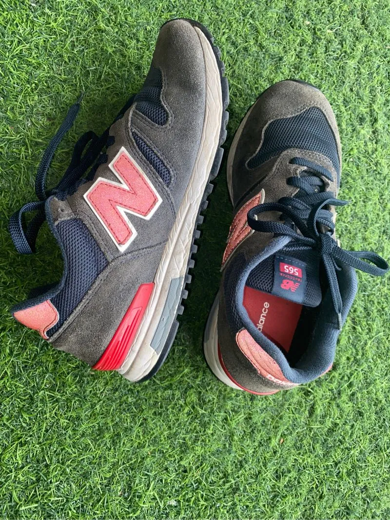 New Balance Luxury Sneakers Pria white red photo 1