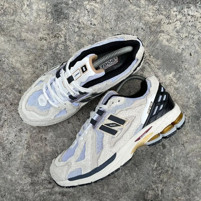 New Balance Streetwear Sneakers Pria multicolor photo 1