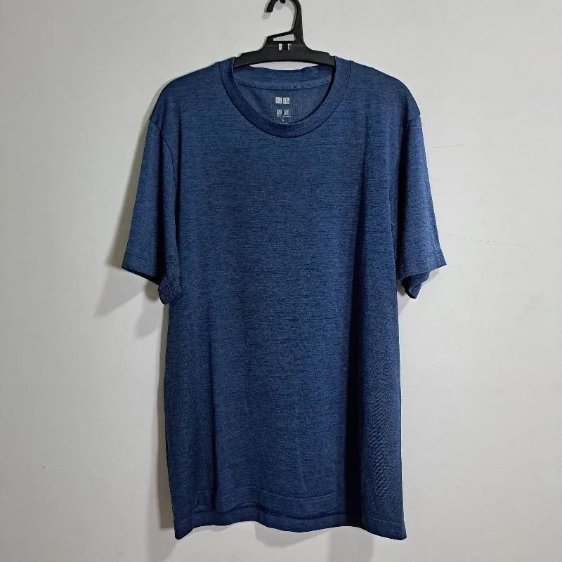 Uniqlo Sportswear T-shirt Pria navy photo 1