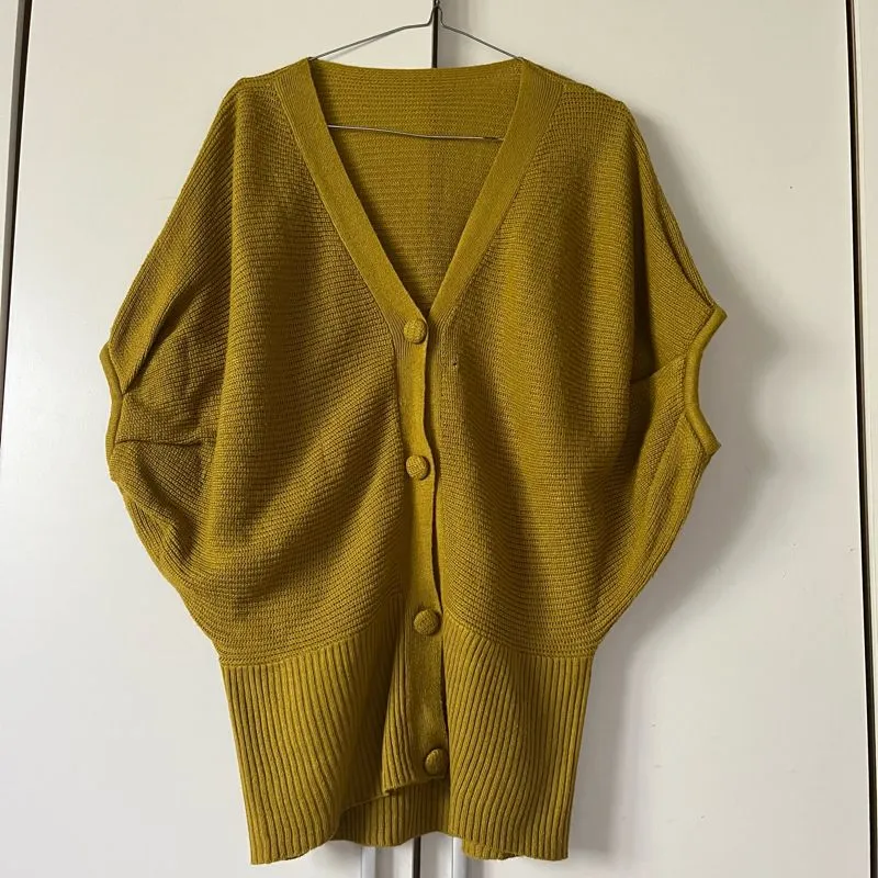 Vintage Streetwear Shirt Wanita yellow photo 1