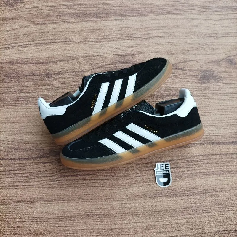 Adidas Casual Sneakers Pria white black photo 1