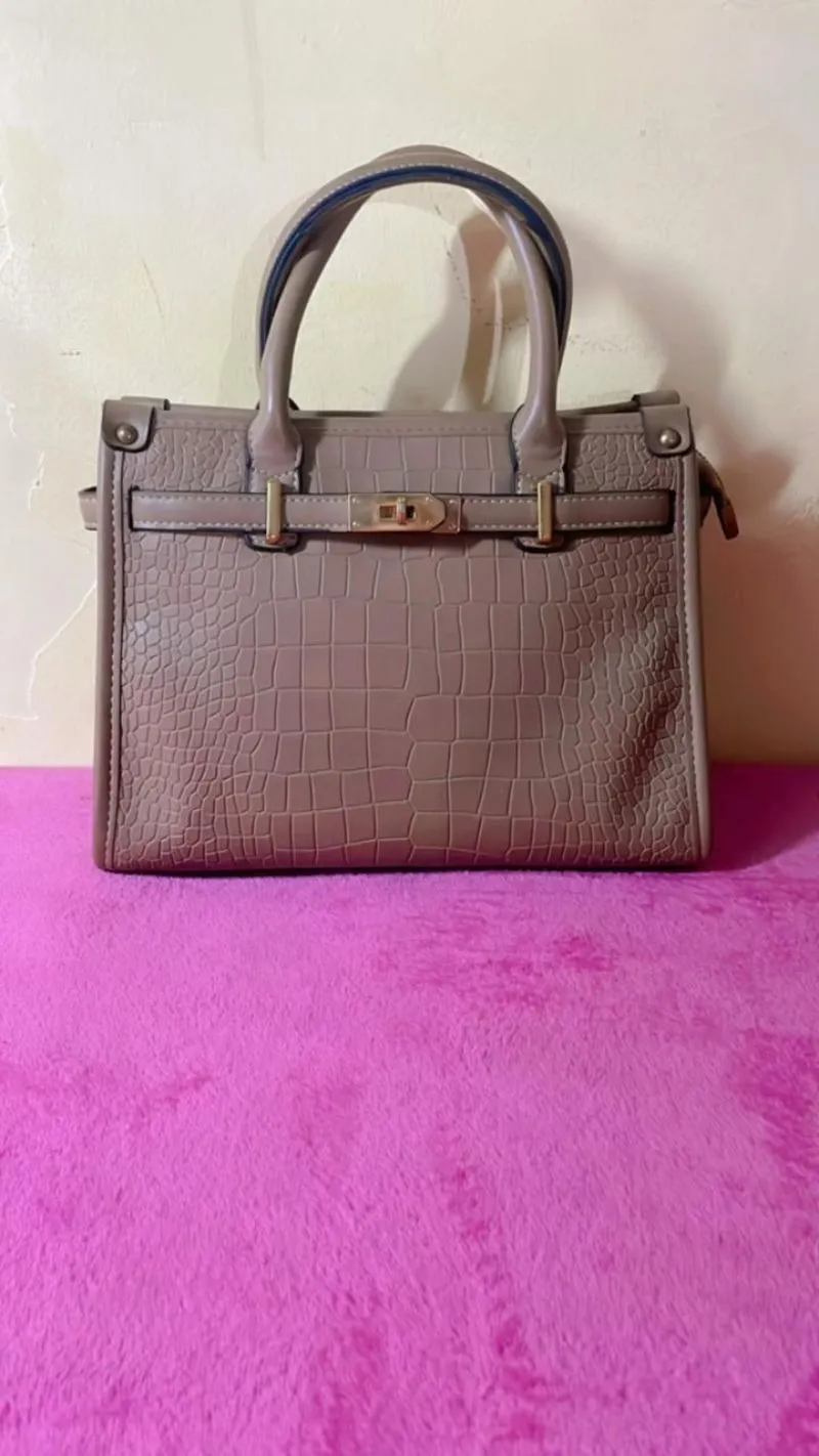 Casual Handbag Wanita tan photo 1