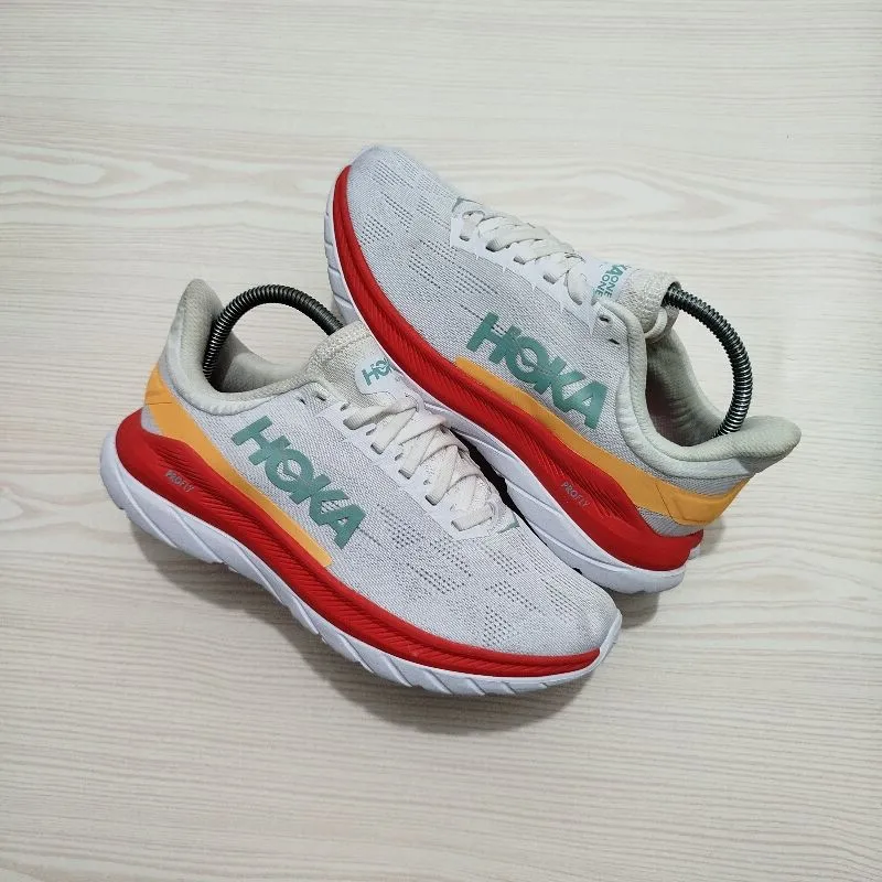 HOKA Sportswear Sneakers Pria white photo 1