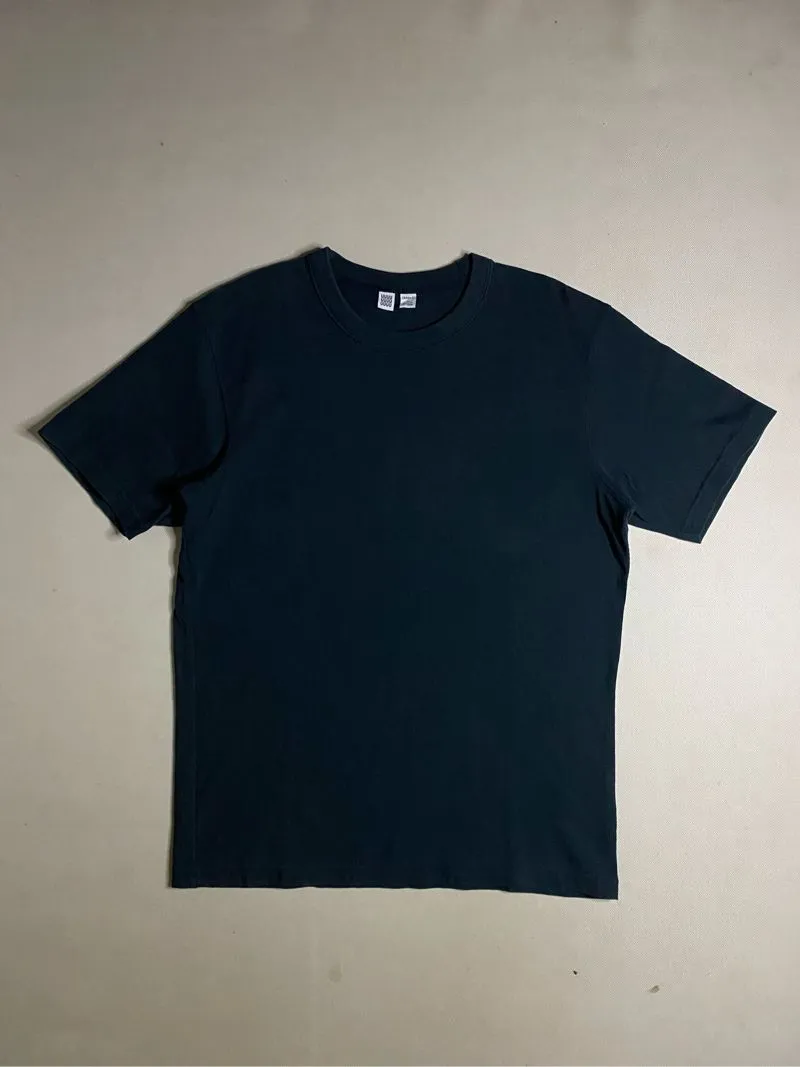 Uniqlo Streetwear Casual T-shirt Pria green photo 1