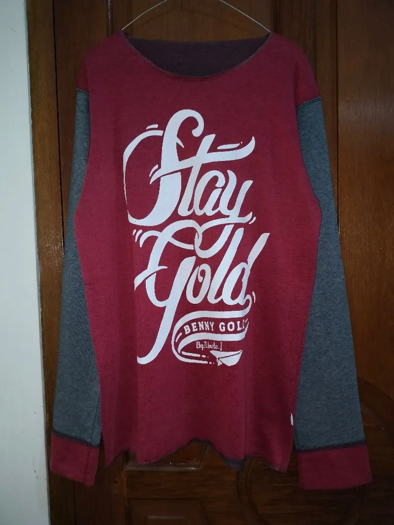 Minimalist Shirt Wanita red gray photo 1