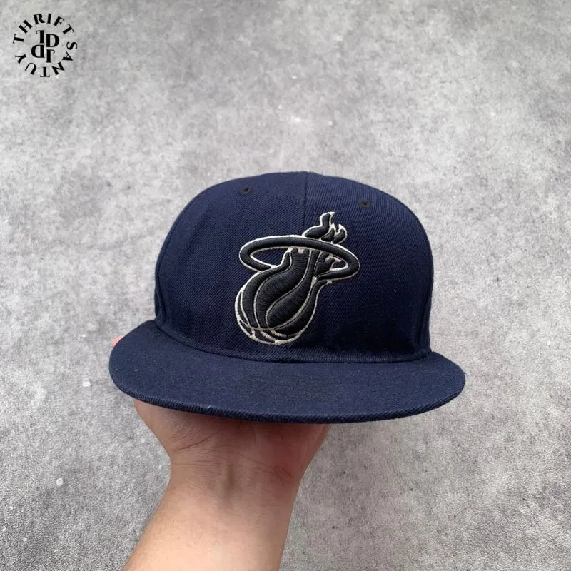 New Era Streetwear Y2K Hat Pria navy photo 1
