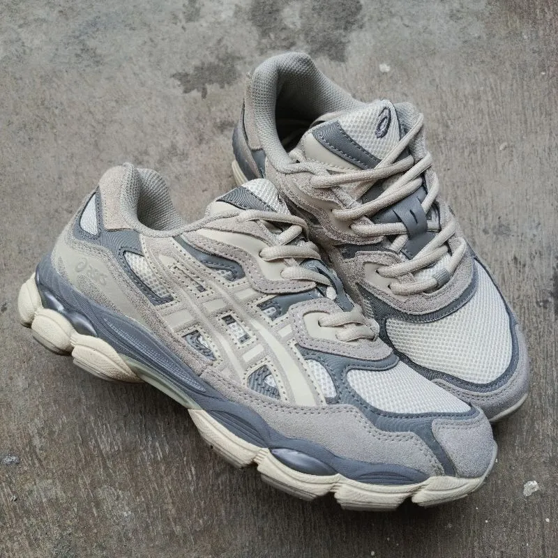 Asics Gorpcore Casual Casual shoe Pria white gray photo 1
