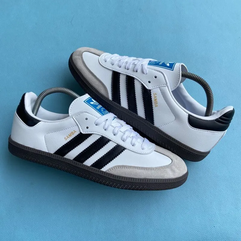 Adidas Casual Sneakers Pria white black photo 1