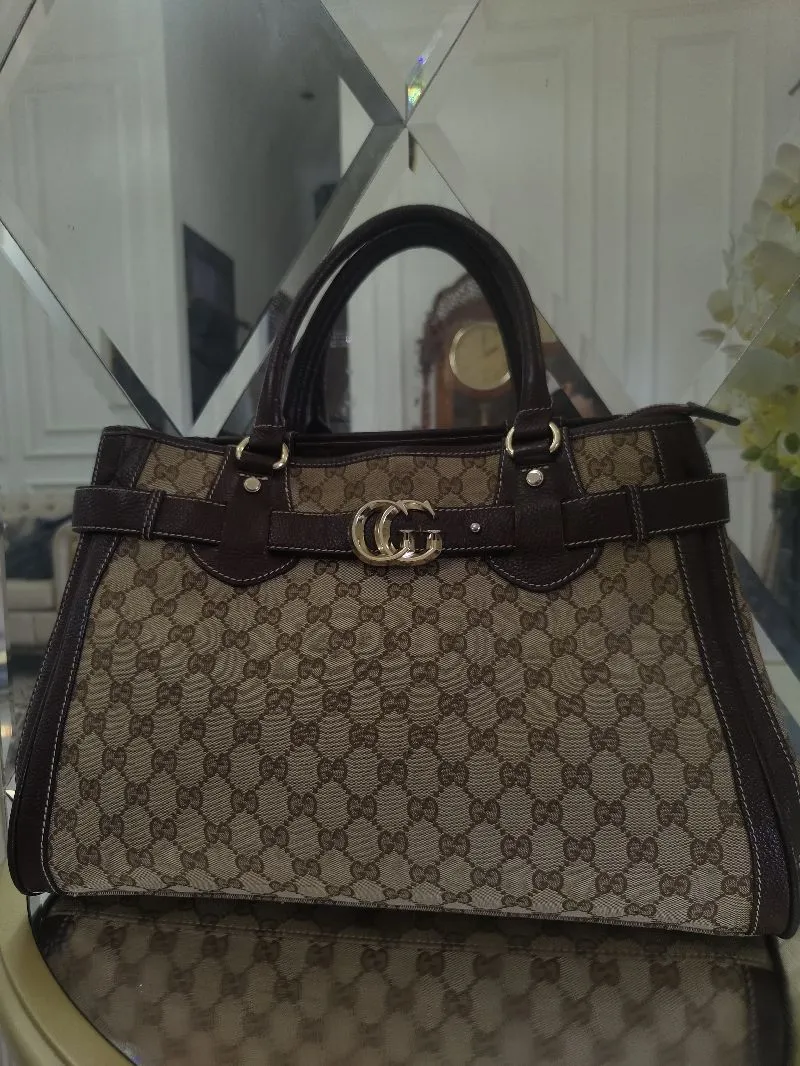 Gucci Luxury Tote bag Wanita brown photo 1