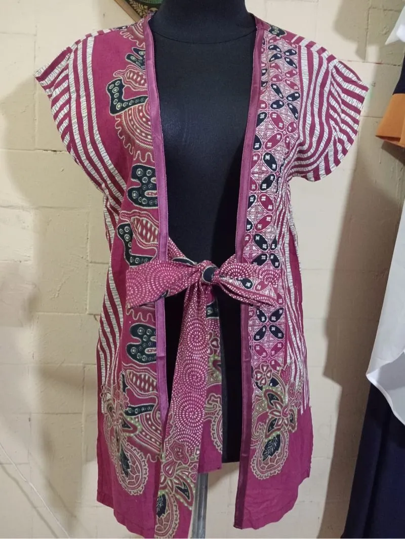 Batik Wanita burgundy photo 1