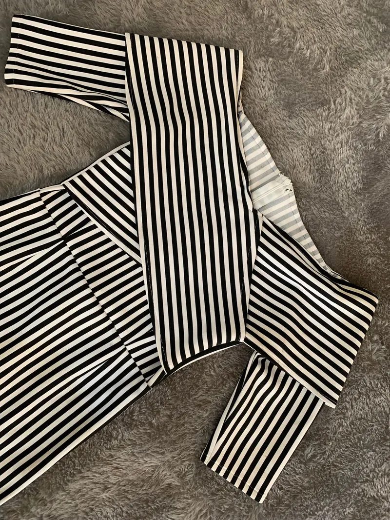 Luxury Midi dress Wanita white black photo 1