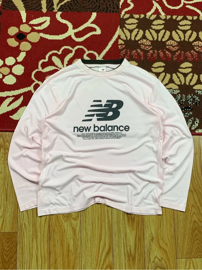 New Balance Sportswear Casual T-shirt Pria white photo 1
