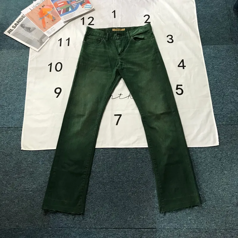 Uniqlo Pakaian Nasional Jeans Pria multicolor photo 1
