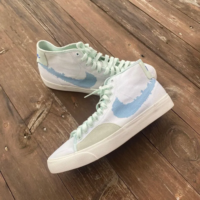 Nike Streetwear Luxury Sneakers Pria white green photo 1