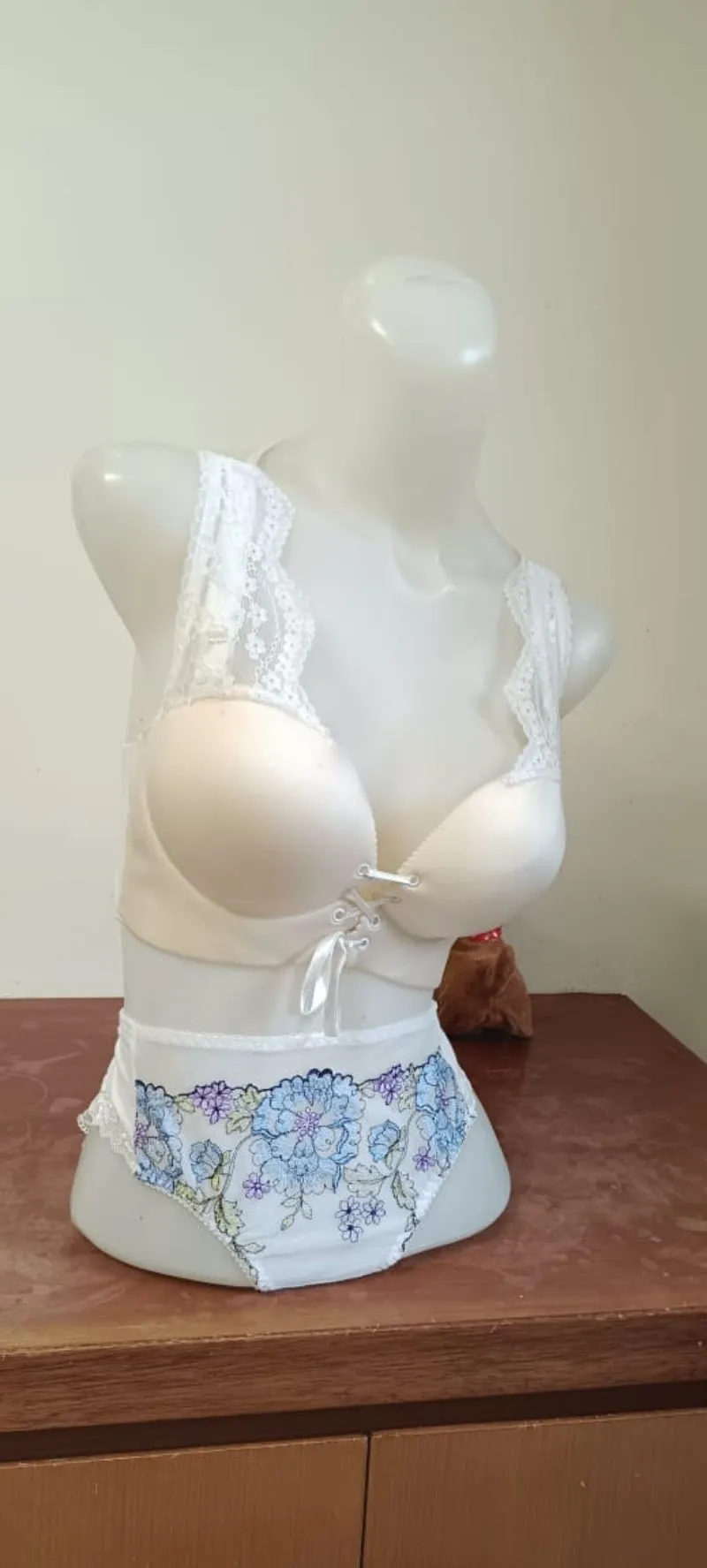Casual Bra Wanita white photo 1