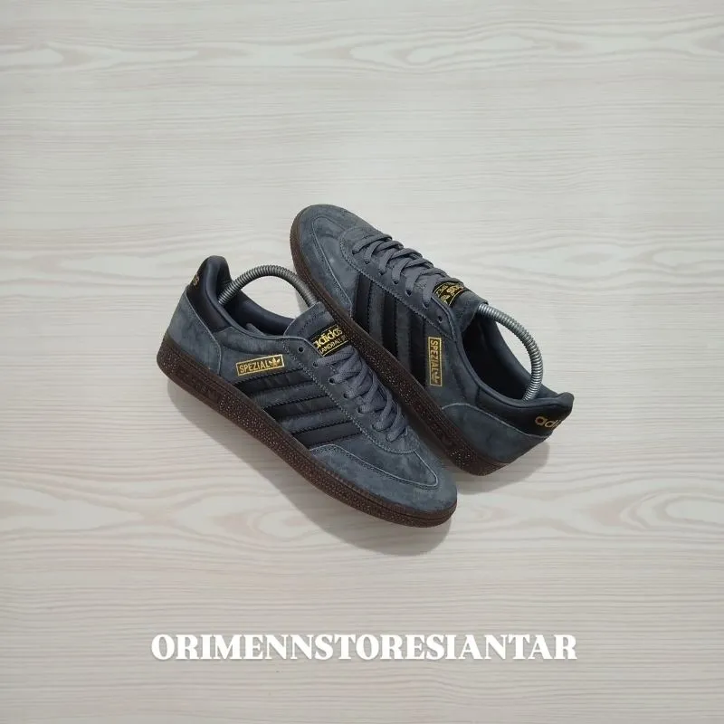 Adidas Casual Sneakers Pria gray photo 1