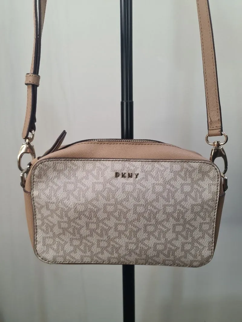 DKNY Casual Crossbody Bag Wanita tan brown photo 1