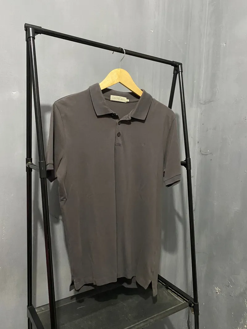 Calvin Klein Luxury Casual Polo shirt Pria gray photo 1