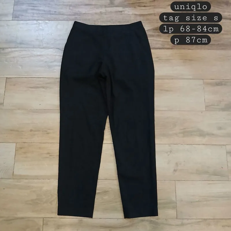Uniqlo Casual Casual trouser Wanita black photo 1