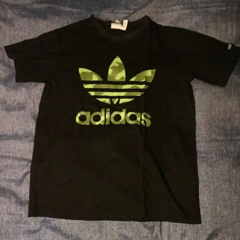 Adidas T-shirt Pria black photo 1