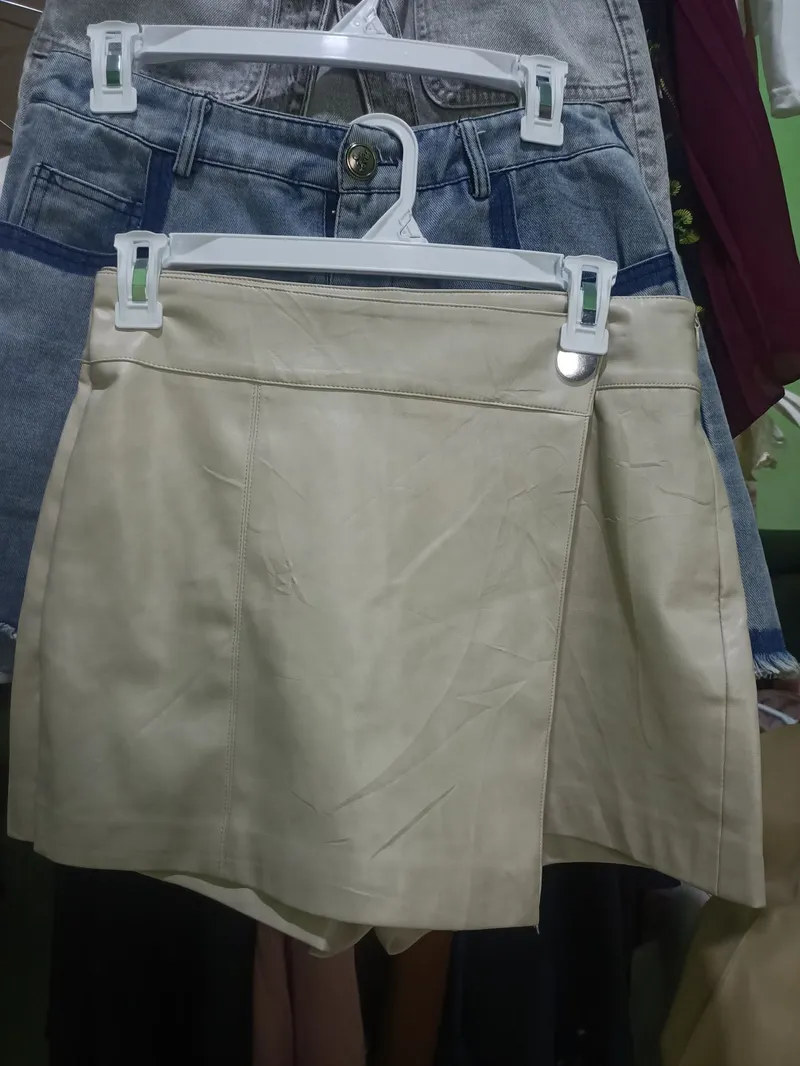 ZARA Luxury Casual Mini skirt Wanita cream photo 1