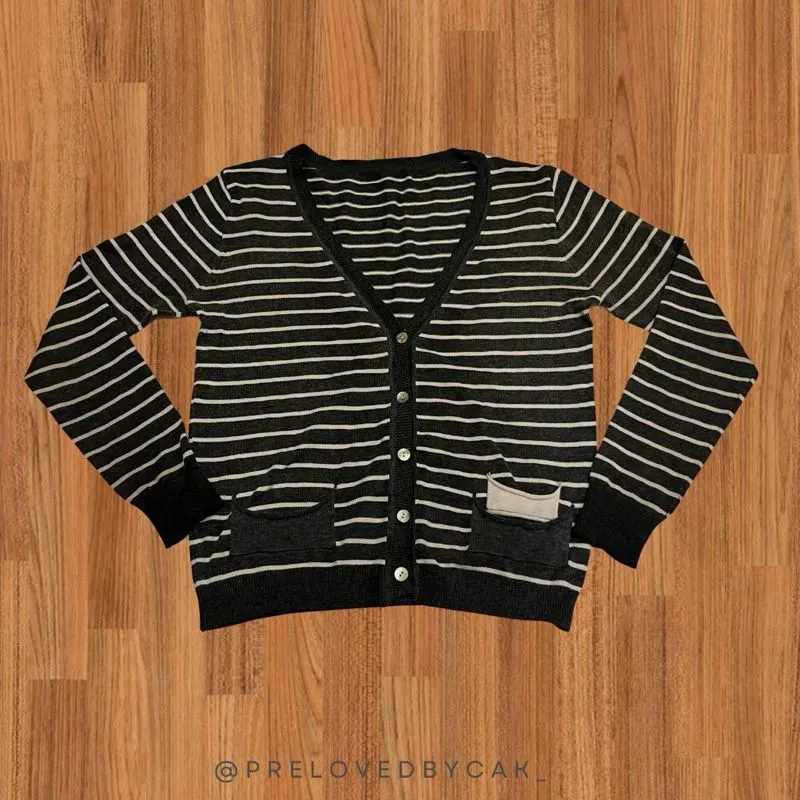 Vintage Minimalist Cardigan Wanita black gray photo 1