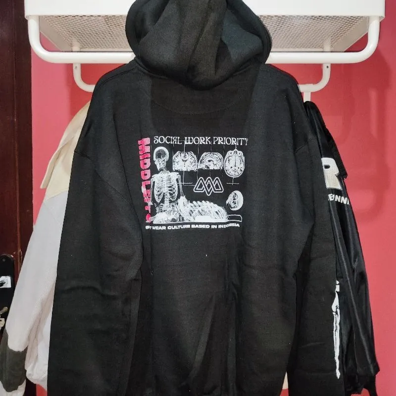 Streetwear Minimalist Hoody Pria black photo 1