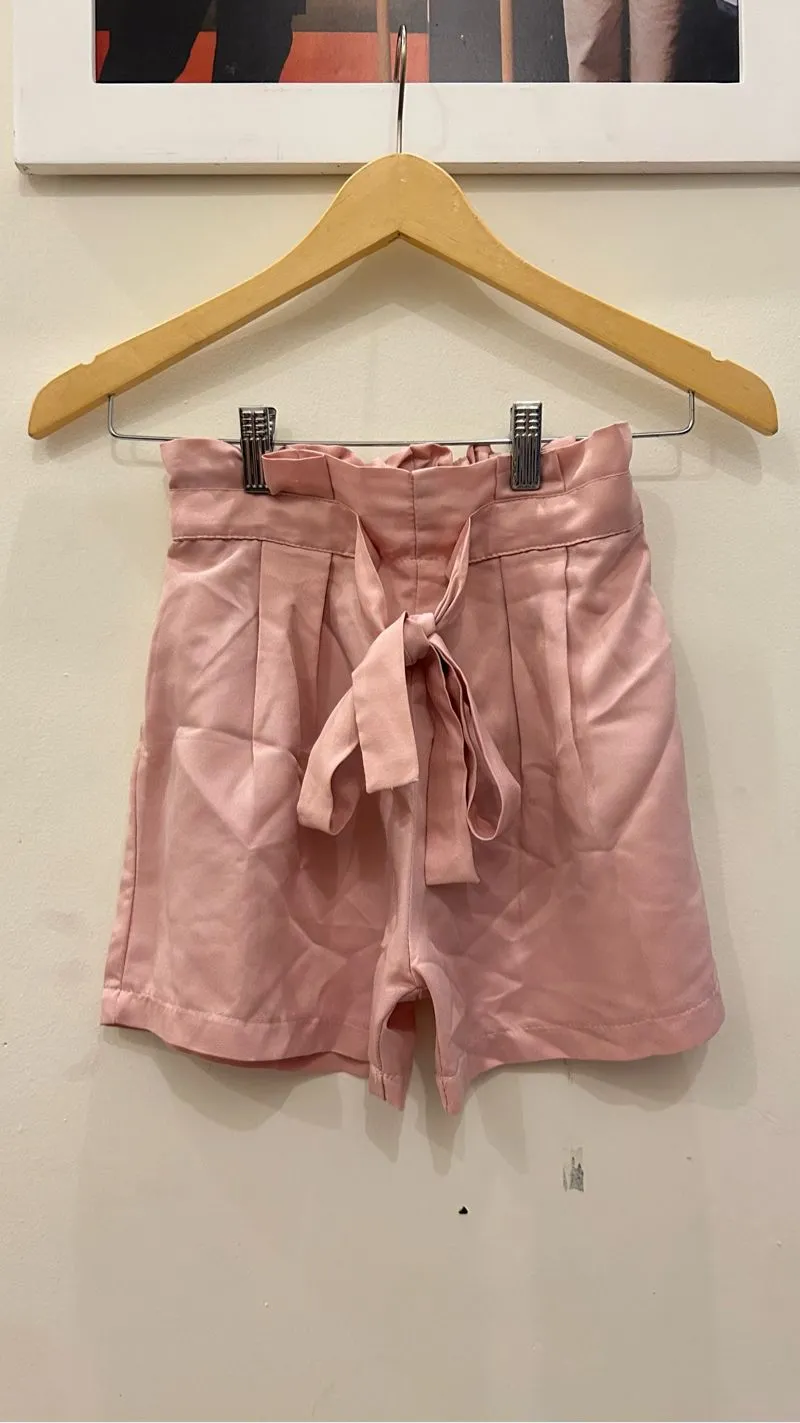 Coquette Casual Short Wanita pink photo 1