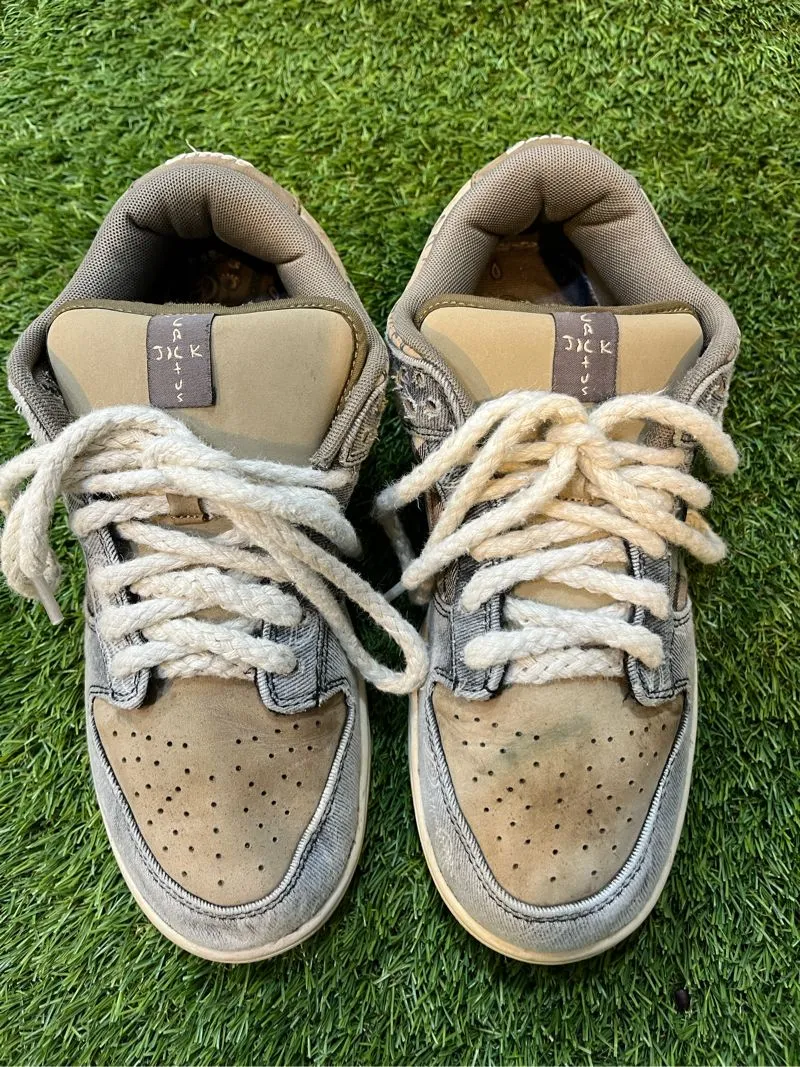 Nike Streetwear Sportswear Sneakers Pria brown gray photo 1