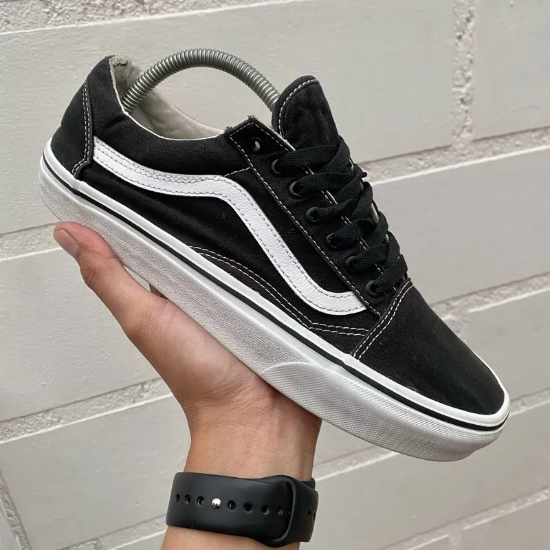 VANS Streetwear Sportswear Sneakers Pria white black photo 1