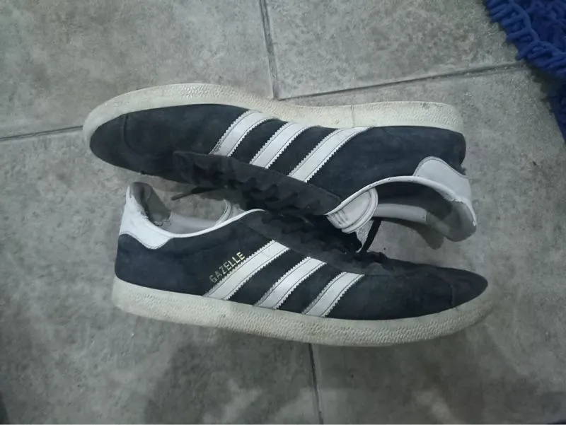 Adidas Streetwear Casual Sneakers Pria white black photo 1