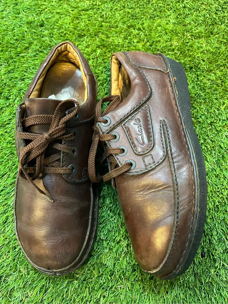 Clarks Streetwear Batik Dress shoe Pria brown photo 1