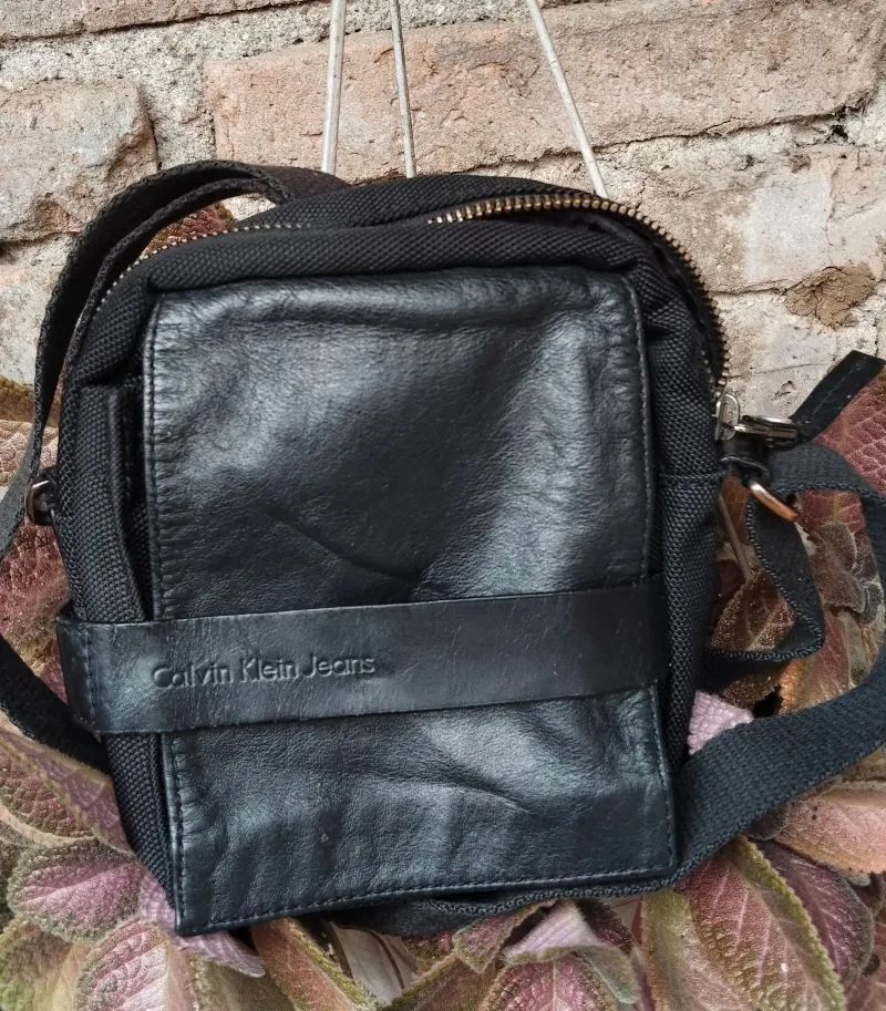 Calvin Klein Streetwear Casual Bag Pria black photo 1