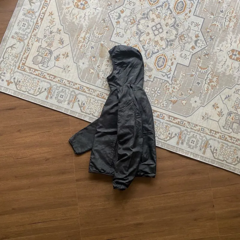 Uniqlo Gorpcore Windbreaker Pria black photo 1