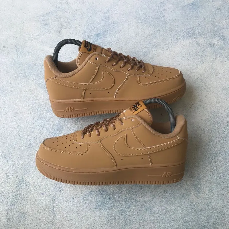 Nike Casual Sneakers Pria orange photo 1