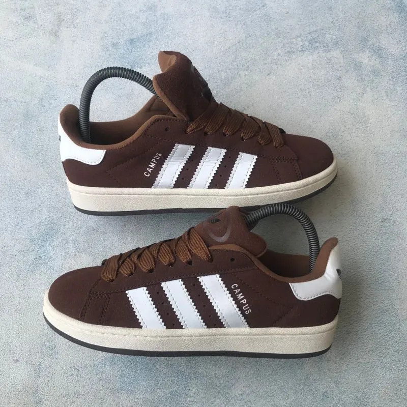 Adidas Casual Sneakers Pria brown photo 1