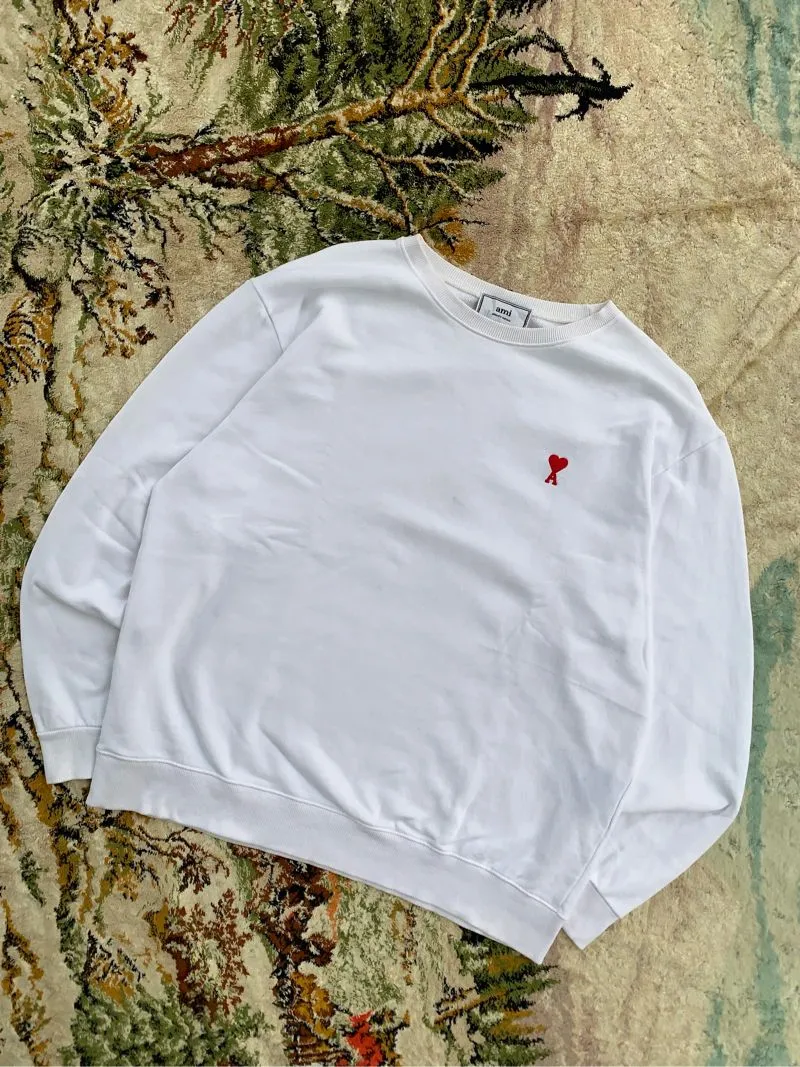 AMI Paris Streetwear Minimalist Sweater Wanita white red photo 1