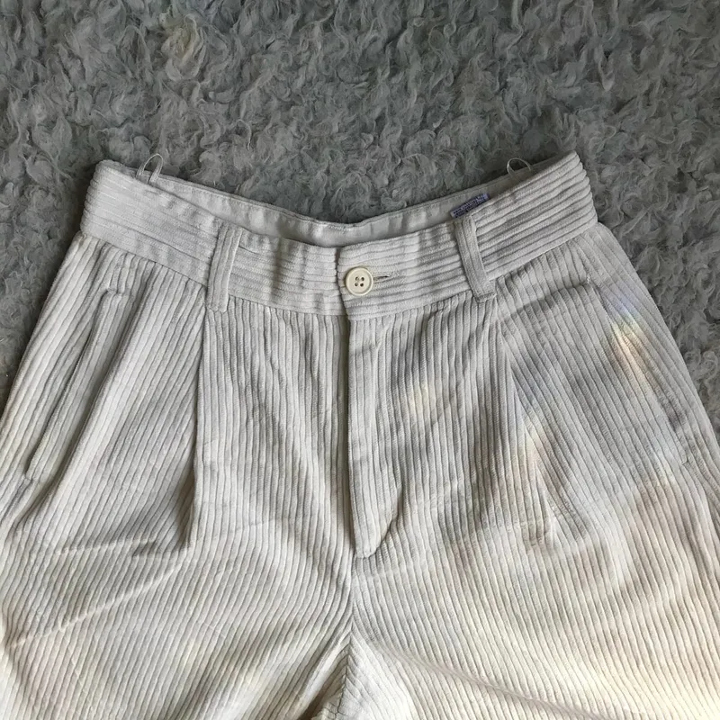 Uniqlo Vintage Casual Casual trouser Wanita cream photo 1