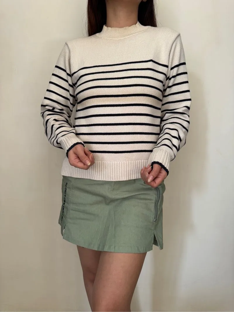 Uniqlo Casual Sweater Wanita white photo 1