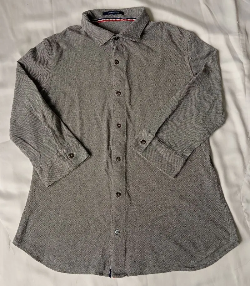 Minimalist Shirt Wanita gray photo 1