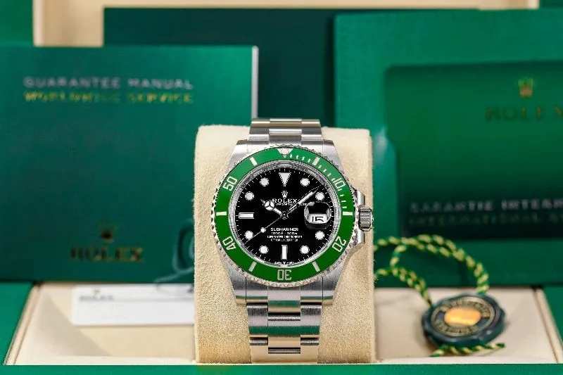 Japanese brand Luxury Pria green photo 1