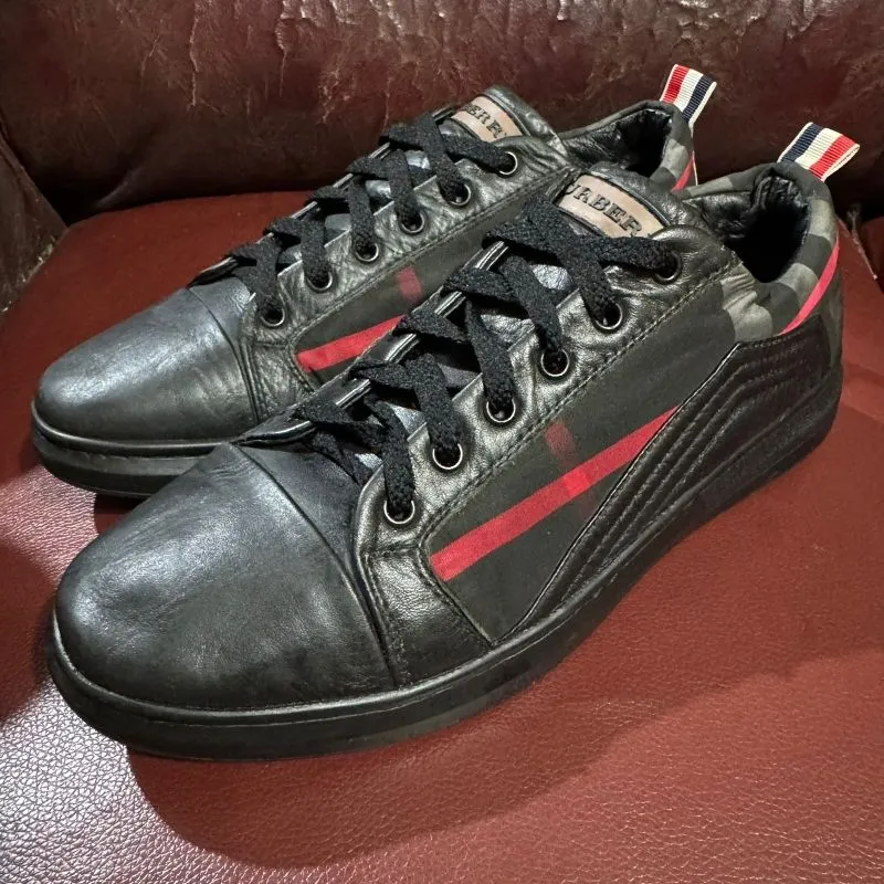 Burberry Casual Sneakers Pria red black photo 1