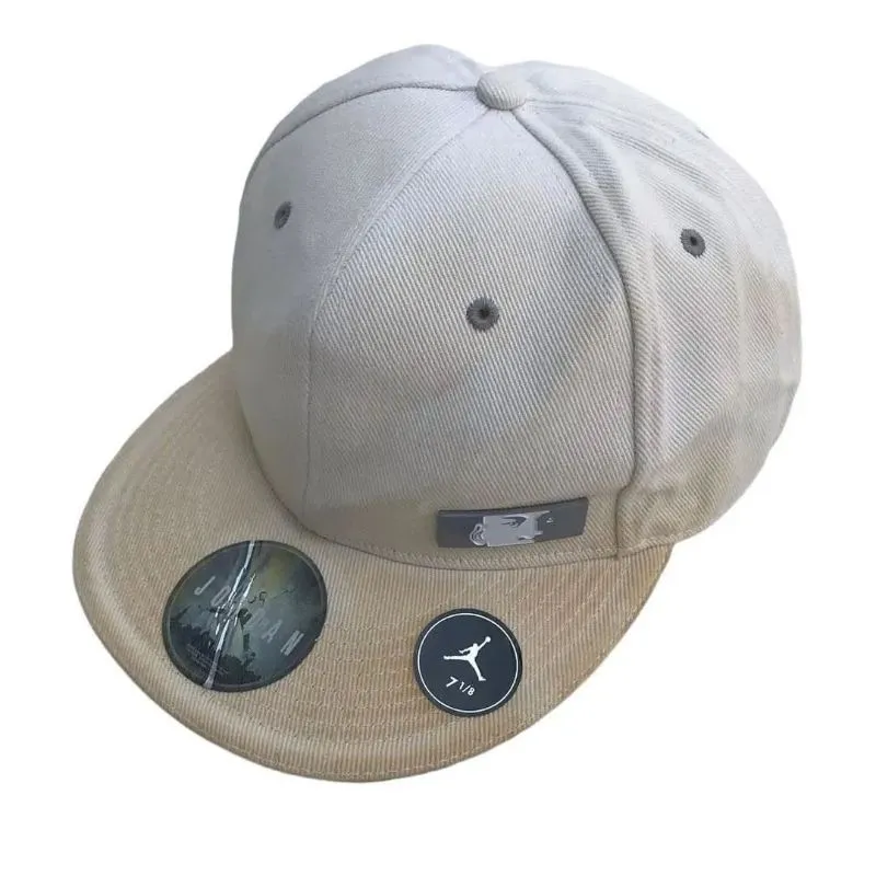 Nike Air Jordan Streetwear Y2K Hat Pria cream photo 1