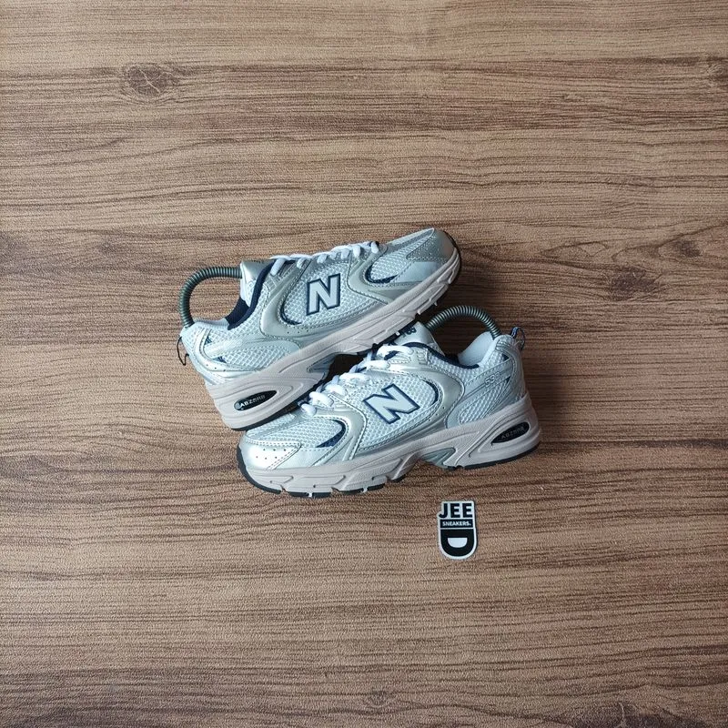 New Balance Sportswear Casual Sneakers Wanita silver navy photo 1
