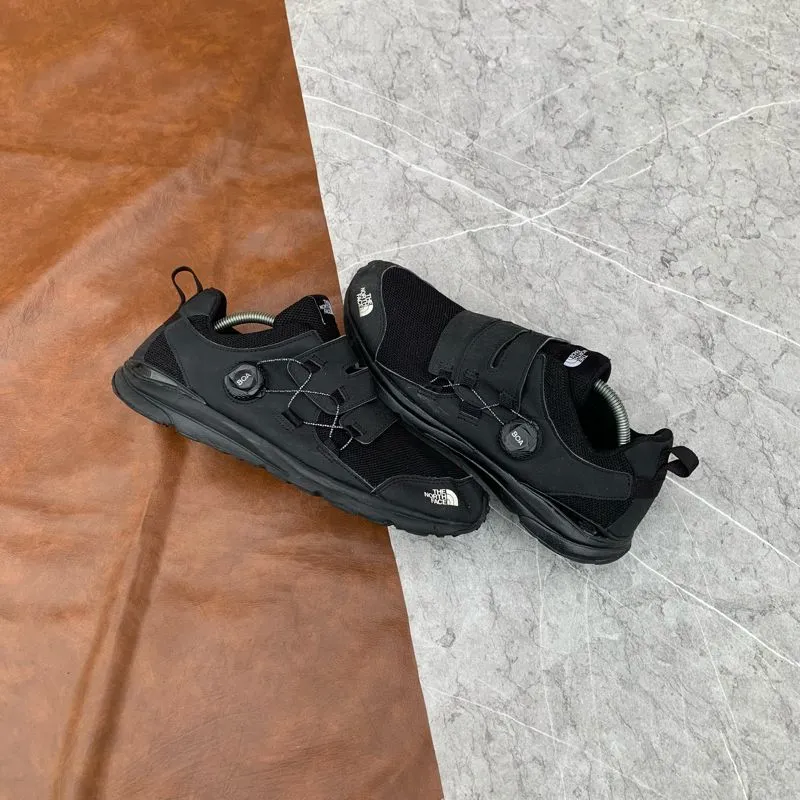 The North Face Streetwear Gorpcore Sneakers Pria black photo 1