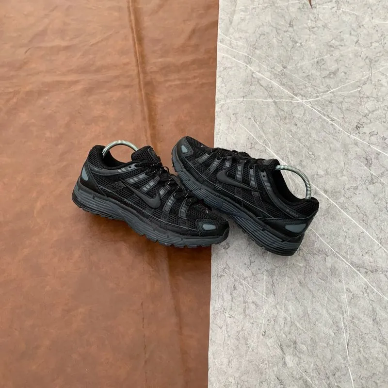 Nike Sportswear Sneakers Pria black photo 1